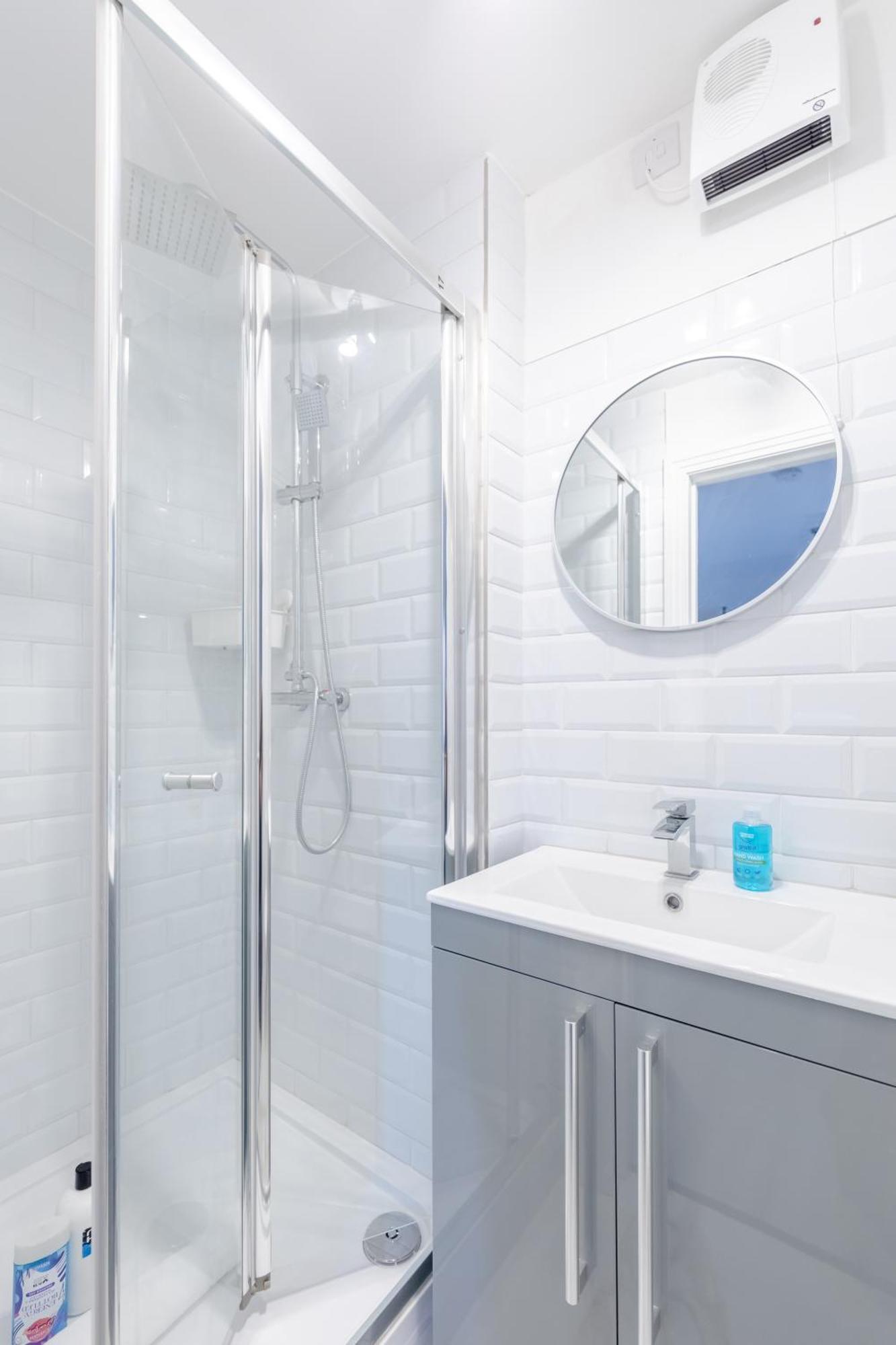 Contemporary 1bd Flat - Willesden Green! * Londra